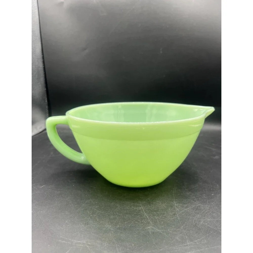 VTG Fire King Jadeite Batter Bowl #13 Oven Ware Green Milk Glass Pour Spout USA